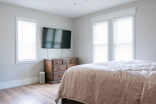 5414 Doubleview Cir, Baxter, TN 38544 - bedroom with light wood-style floors and baseboards