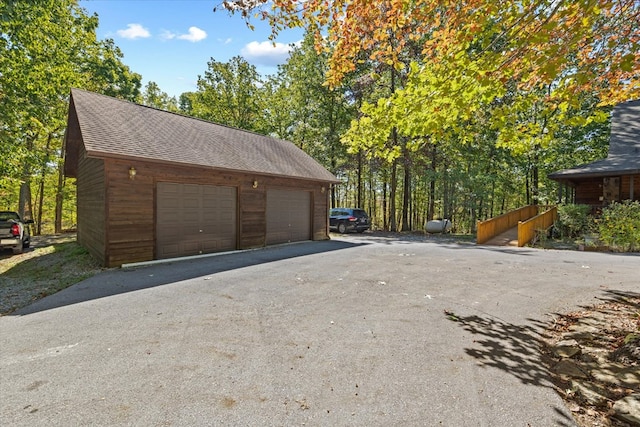 view of detached garage