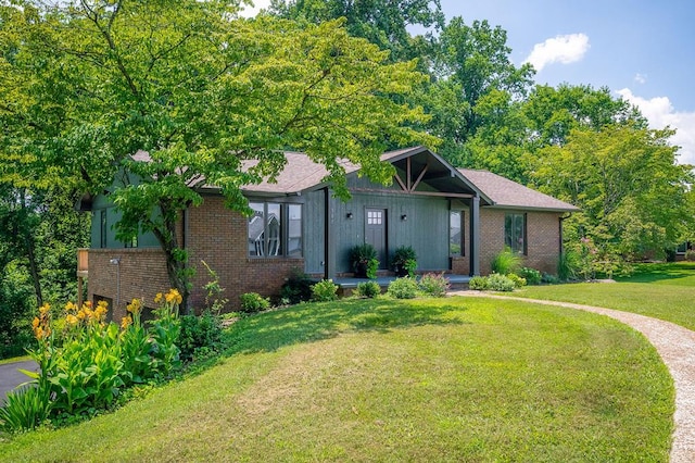 307 Gillen Dr, Sparta, TN 38583 - photo 1