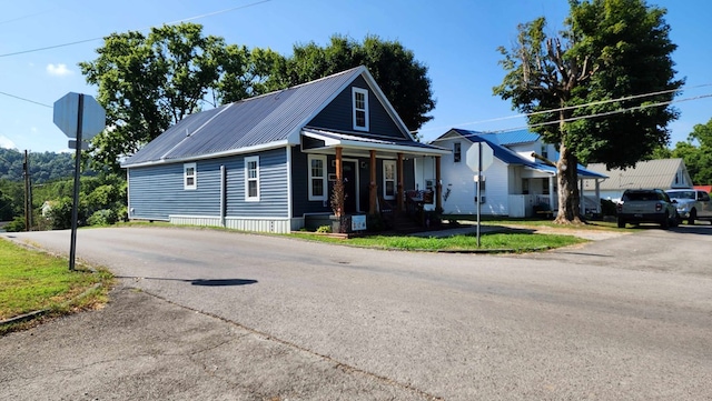 544 Owsley St, Burkesville, KY 42717 - photo 6
