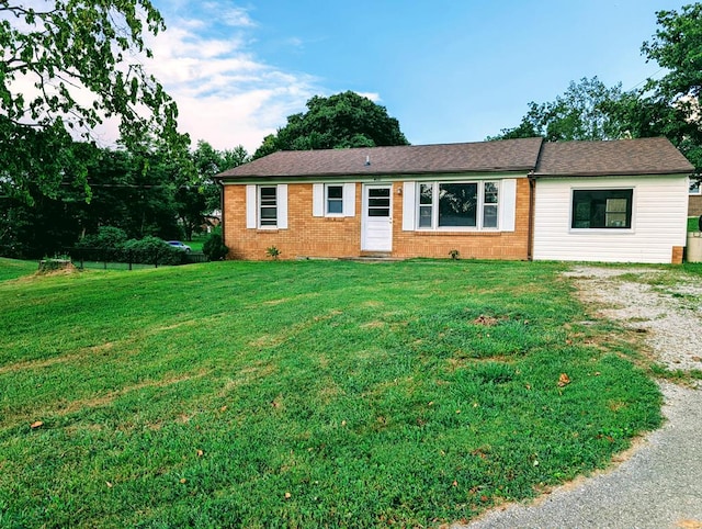 400 Miller St, Livingston, TN 38570 - photo 1