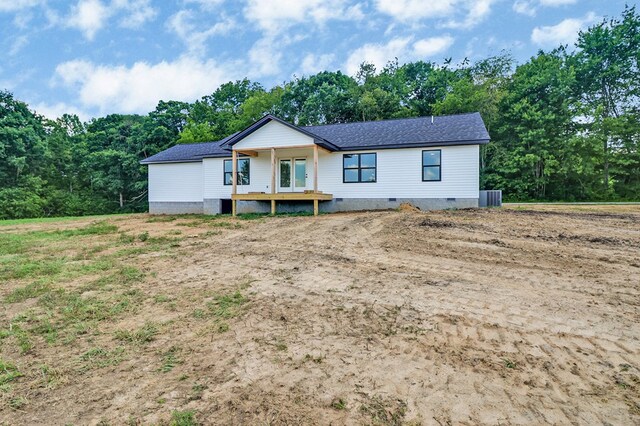 819 Hack Beaty Rd, Grimsley, TN 38565 - view of front of house featuring crawl space and roof with shingles
