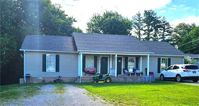 3073 Fisk Rd, Cookeville, TN 38506 - single story home featuring covered porch, a front yard, and crawl space
