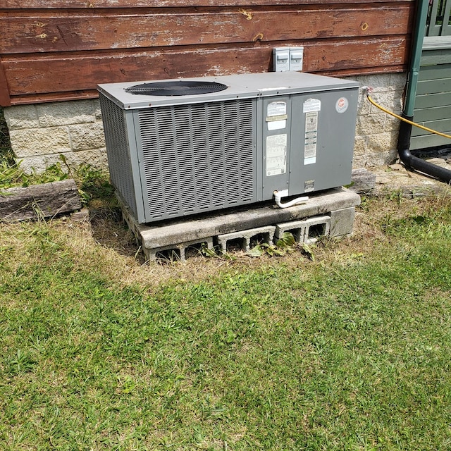 349 Treva Ln, Monterey, TN 38574 - exterior view of a central air condition unit
