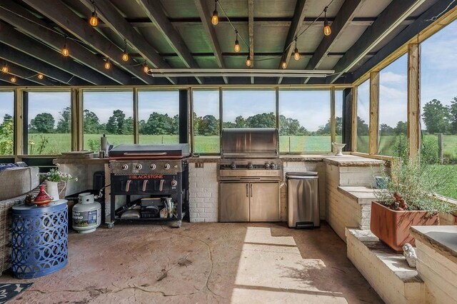 view of sunroom / solarium