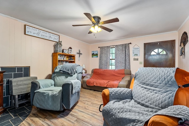 811 Greenfield Dr, Livingston, TN 38570 - photo 7