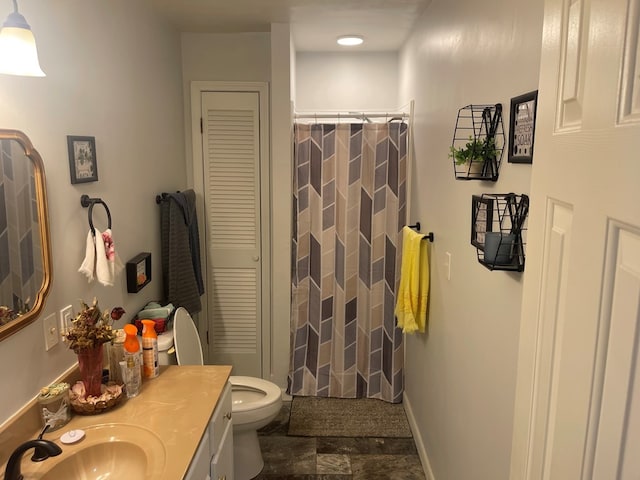 239 Doc Huling Rd, Robbins, TN 37852 - full bath with vanity, a closet, a shower with curtain, and recessed lighting