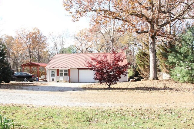214 Holiday Ln, Sparta, TN 38583 - photo 1