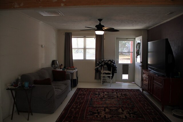 214 Holiday Ln, Sparta, TN 38583 - photo 4