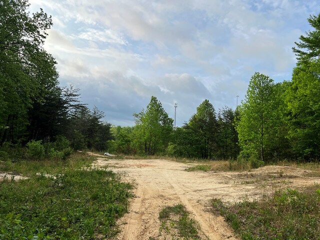 9550 Rocky Point Rd, Cookeville, TN 38506