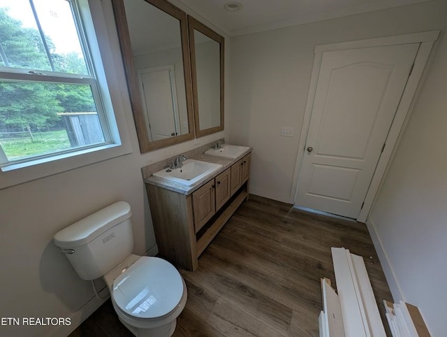 216 Valerie Dr, Deer Lodge, TN 37726 - bathroom featuring double vanity and wood finished floors