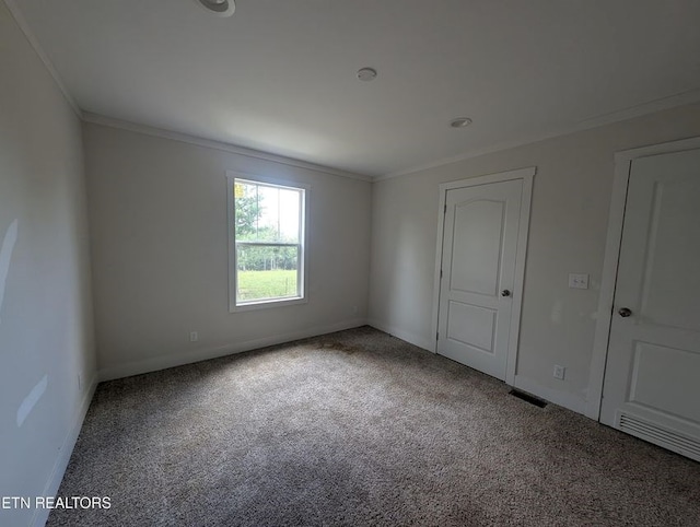 216 Valerie Dr, Deer Lodge, TN 37726 - carpeted empty room with crown molding