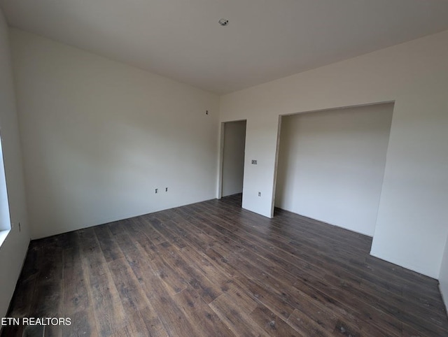 249 Old Grimsley Ct, Grimsley, TN 38565 - empty room featuring dark wood finished floors