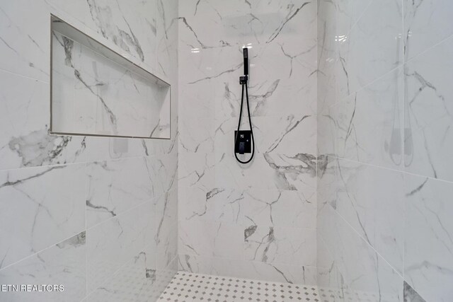 320 Ridge Ln, Monterey, TN 38574 - bathroom with a marble finish shower