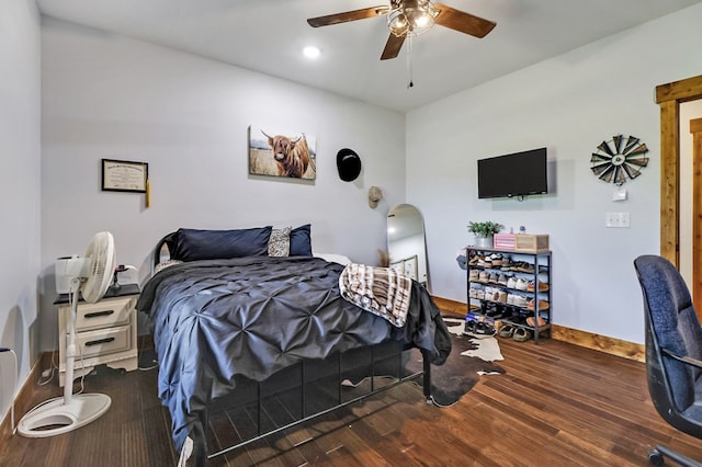 2810 Stockton Rd, Jamestown, TN 38556 - bedroom featuring wood finished floors, ceiling fan, and recessed lighting