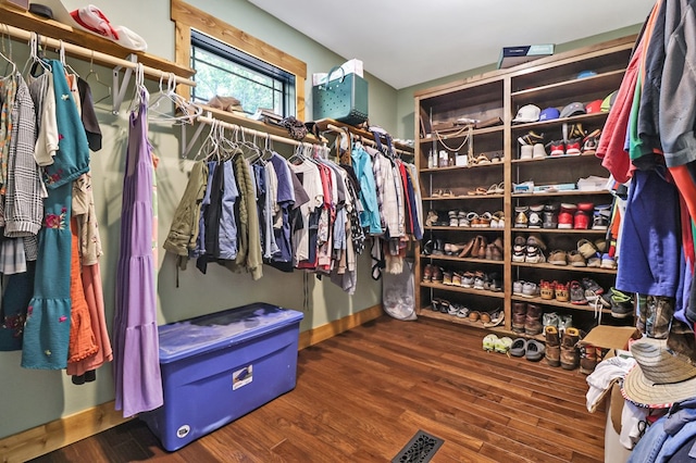 2810 Stockton Rd, Jamestown, TN 38556 - spacious closet with wood finished floors