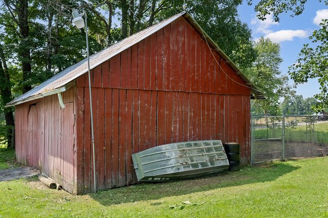 2876 Hilham Hwy, Hilham, TN 38568 - view of barn
