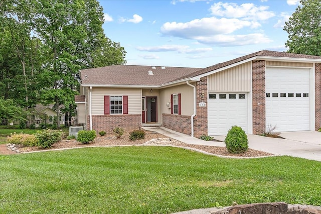 172 Hawthorn Loop, Crossville, TN 38555 - photo 1