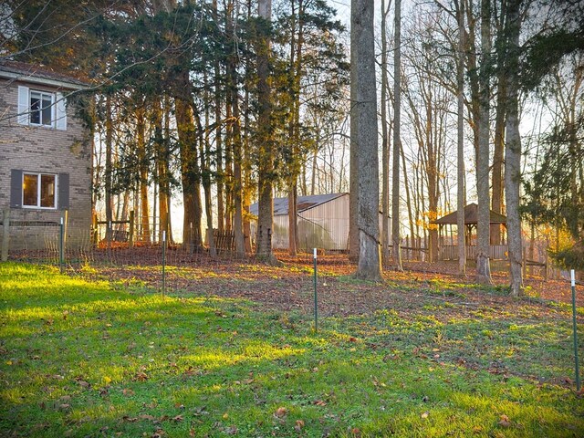 view of yard featuring fence