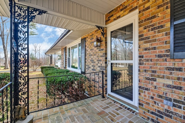 view of patio featuring covered porch