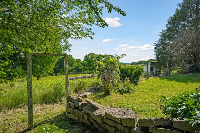 view of yard featuring fence