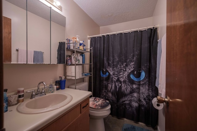 full bath with toilet, tile patterned flooring, a textured ceiling, vanity, and a shower with curtain