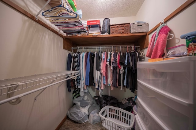 view of spacious closet