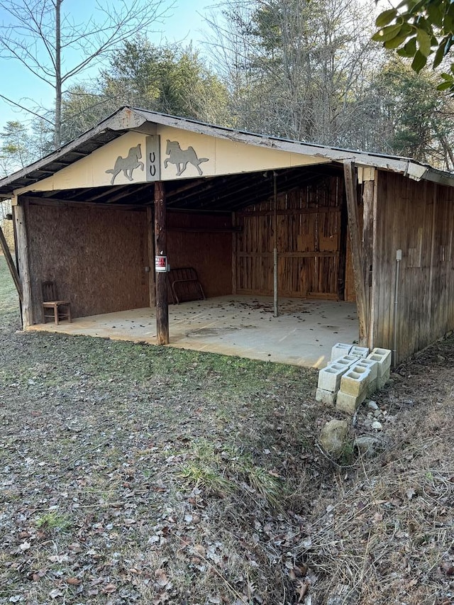 view of pole building featuring a detached carport