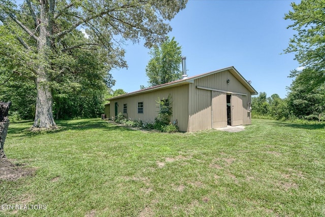 exterior space with an outbuilding and an outdoor structure