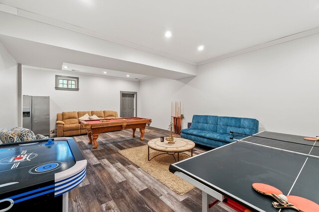 playroom featuring ornamental molding, recessed lighting, pool table, and wood finished floors