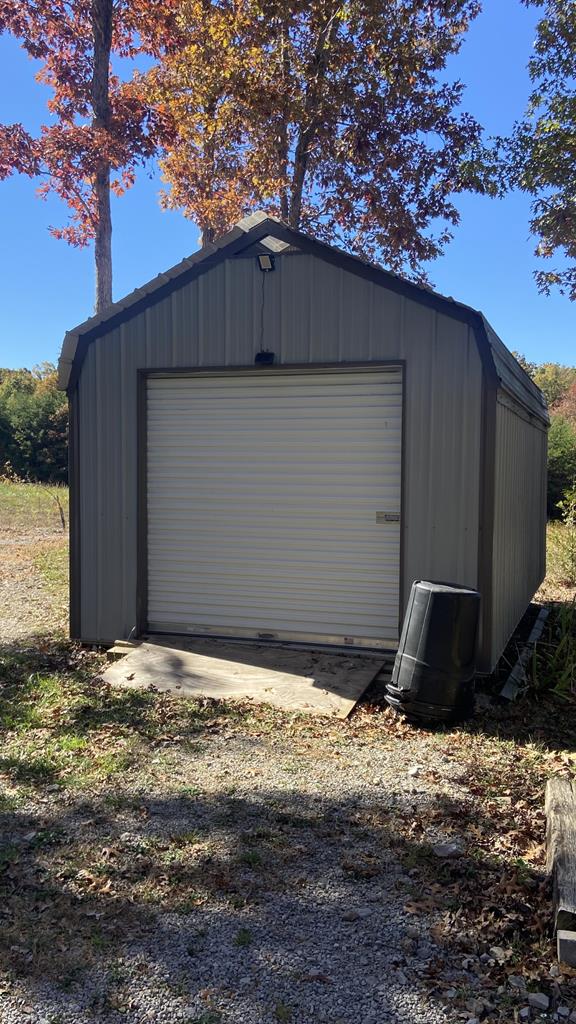 view of detached garage