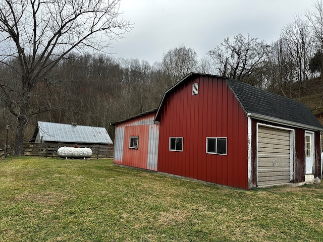 view of outbuilding with an outbuilding