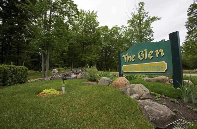 5715 County Kerry Dr, Caseville, MI 48725