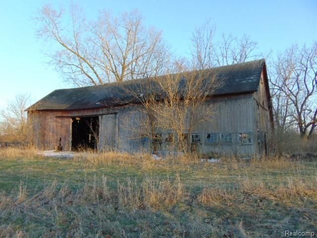 73636 Mc Kay Rd, Bruce, MI 48065