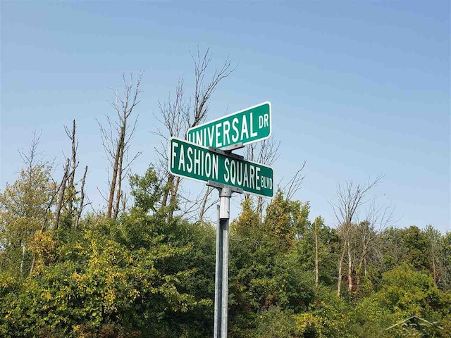 3400 Fashion Square Blvd, Saginaw, MI 48603 - photo 1
