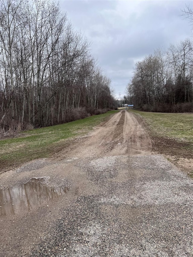 5239 N Coleman Rd, Coleman, MI 48618