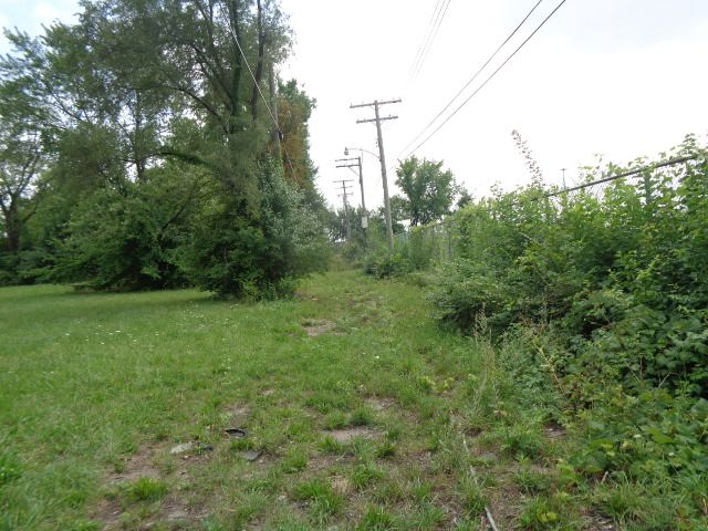 2881 17th St, Detroit, MI 48216
