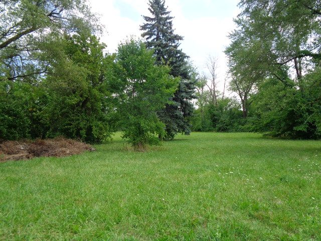 2881 17th St, Detroit, MI 48216