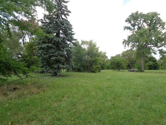 2881 17th St, Detroit, MI 48216