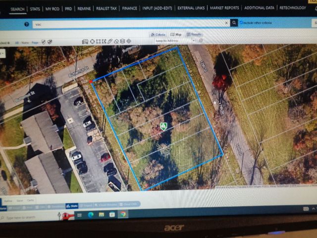 2881 17th St, Detroit, MI 48216