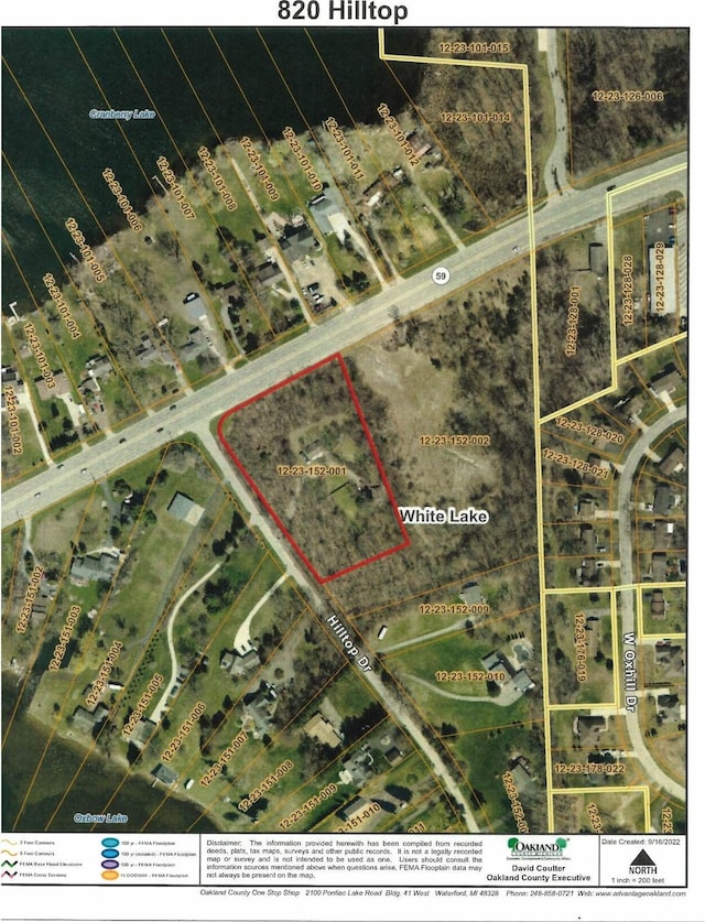 820 Hilltop Dr, White Lake, MI 48386