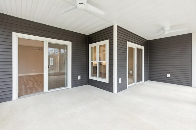 1140 Lochaven Cir Unit 10B, Hillsdale, MI 49242 - unfurnished sunroom with a ceiling fan