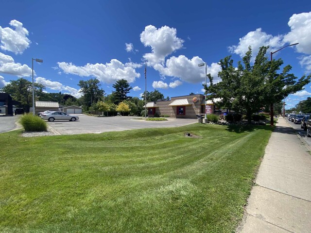 1054-1060 E Front St, Traverse City, MI 49686