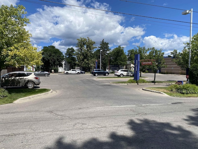 1054-1060 E Front St, Traverse City, MI 49686