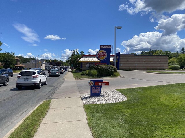 1054-1060 E Front St, Traverse City, MI 49686