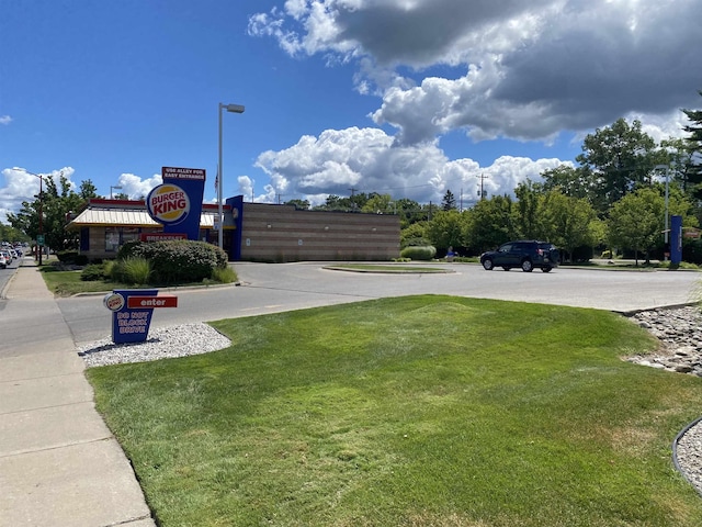 1054-1060 E Front St, Traverse City, MI 49686