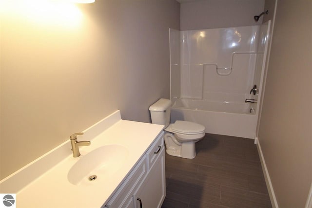 00 Sockeye Dr, Farwell, MI 48622 - full bathroom with vanity, toilet, and shower / washtub combination