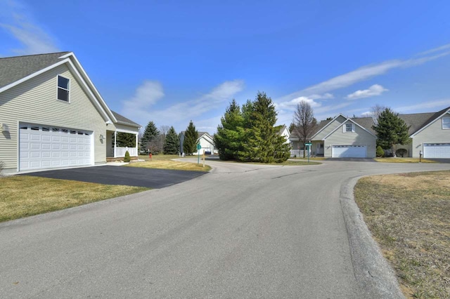 Listing photo 3 for 2799 Garnet Ct, Traverse City MI 49684