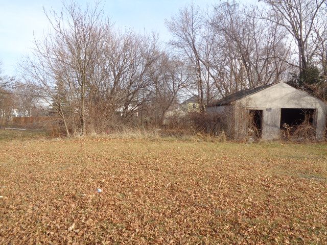 3806 Belvidere St, Detroit, MI 48214