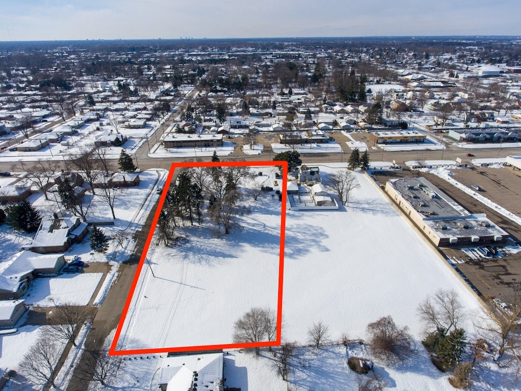28530 Ryan Rd, Warren, MI 48092